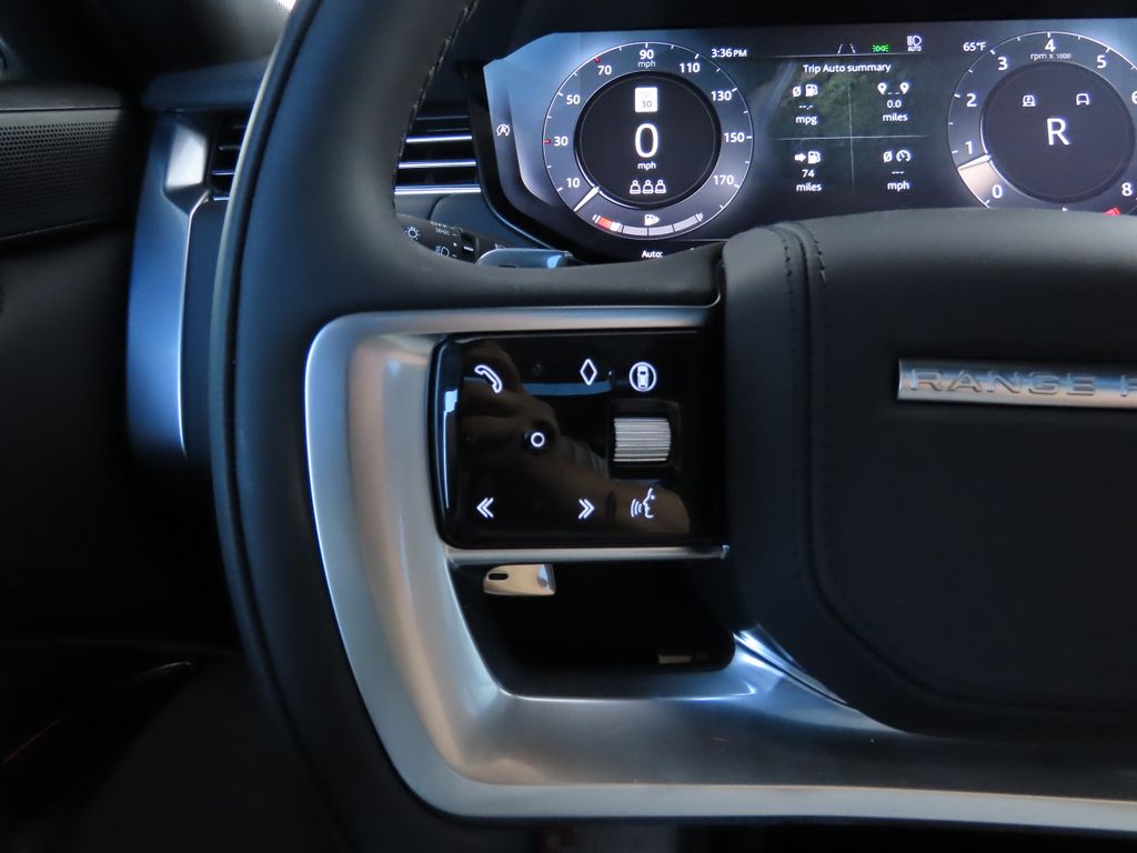 Thumbnail: 2025 Land Rover Range Rover - 11