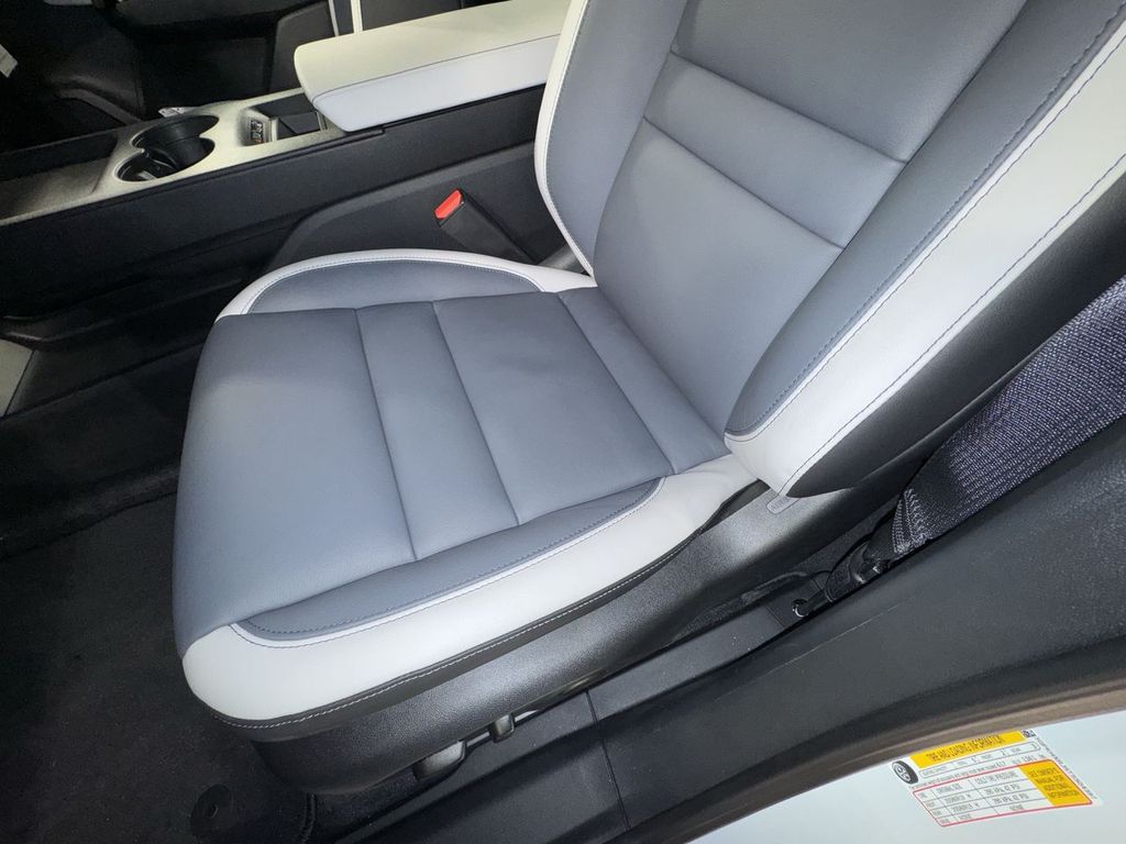 new 2026 Honda Prologue car, priced at $56,450