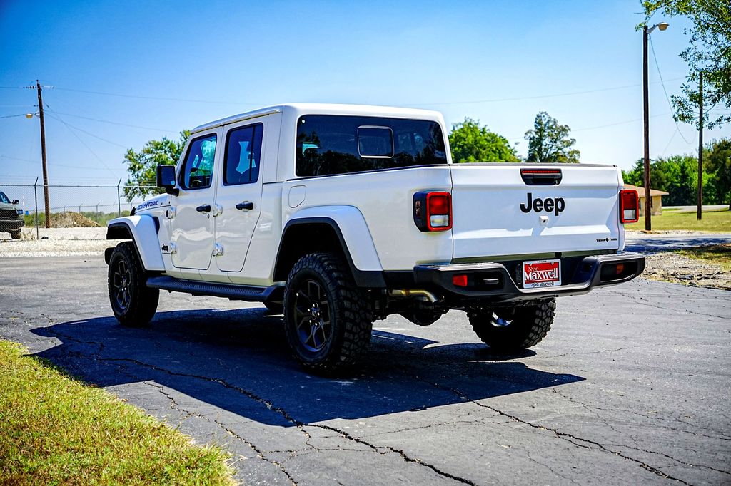 New Car 2025 Jeep Gladiator  For Sale Under $50,000 In Taylor, Texas