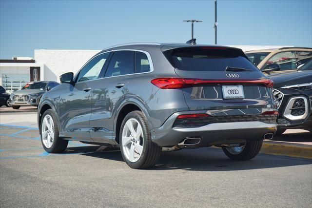 Thumbnail: 2025 Audi Q5 - 3