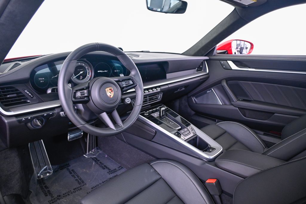 Thumbnail: 2024 Porsche 911 - 4
