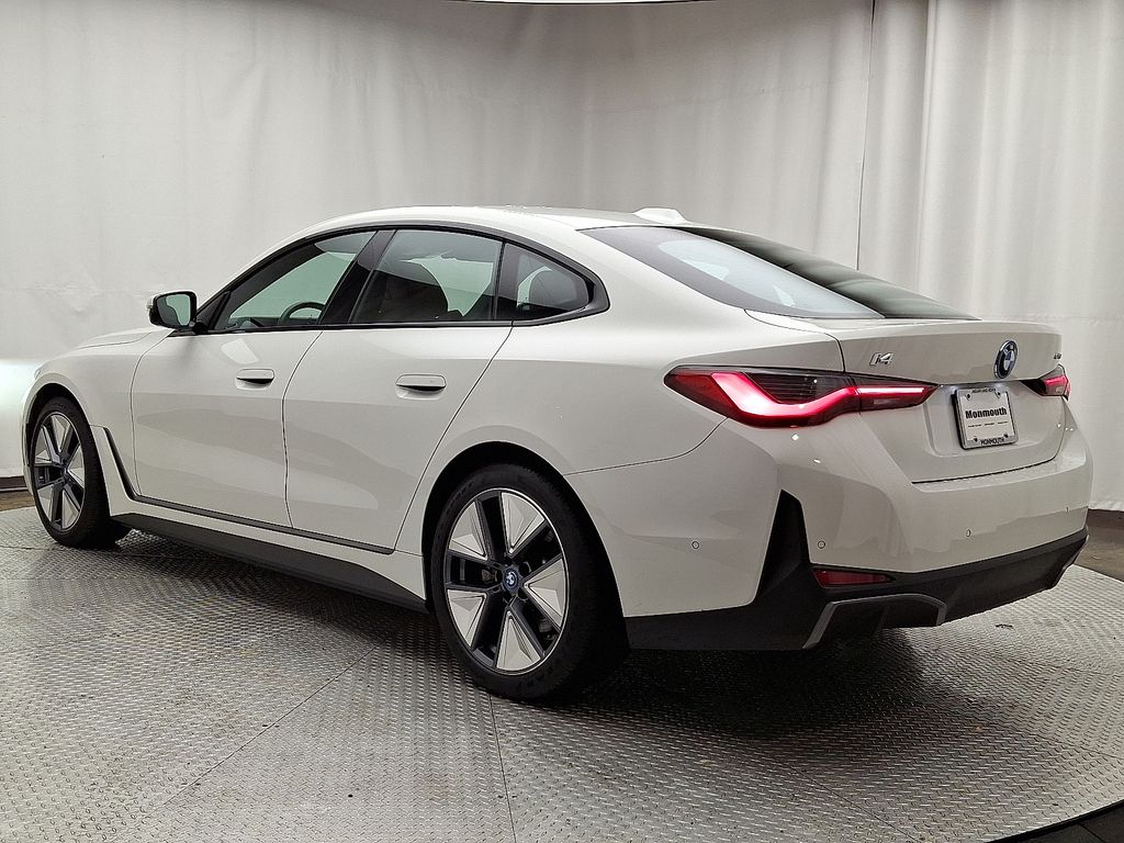 2023 BMW i4 eDrive40 6