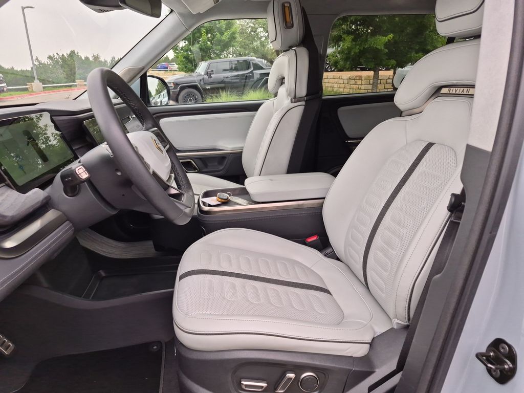 Used Car 2024 Rivian R1s  Adventure Dual Motor Standard Pack For Sale Under $80,000 In Austin, Texas