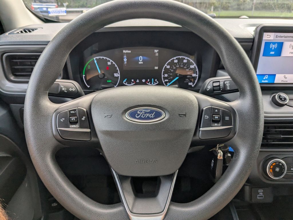 2022 Ford Maverick XL