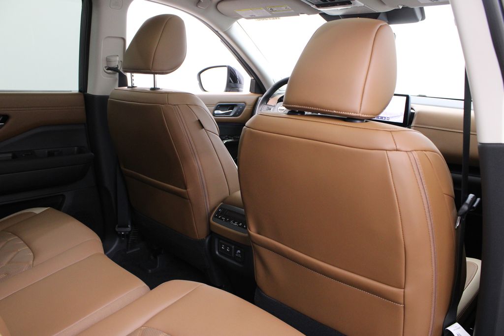 new 2026 Nissan Pathfinder car, priced at $48,890
