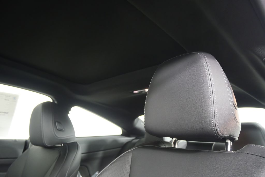 Thumbnail: 2026 BMW 4 Series - 13