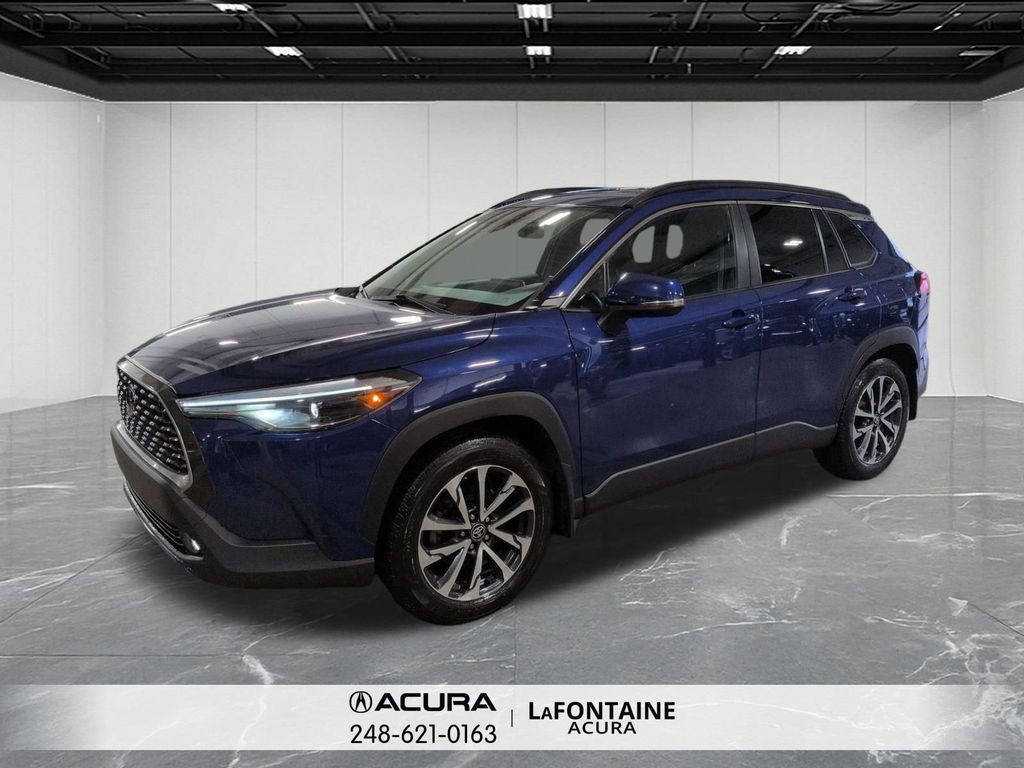 2022 Toyota Corolla Cross XLE