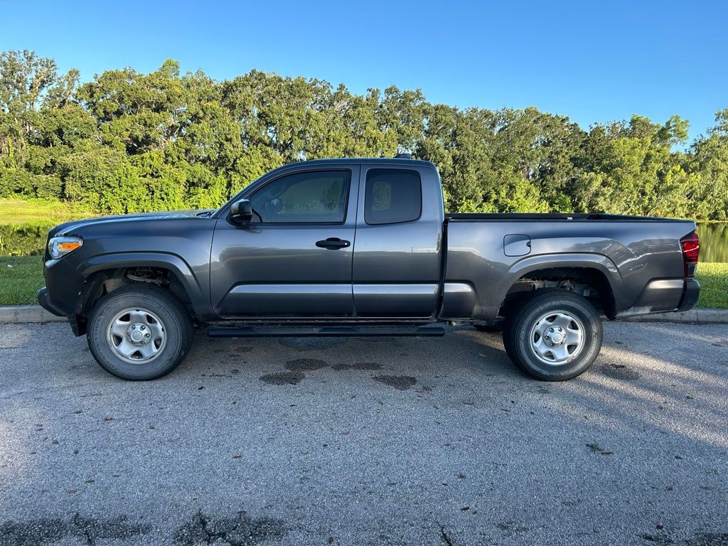 Thumbnail: 2022 Toyota Tacoma - 2