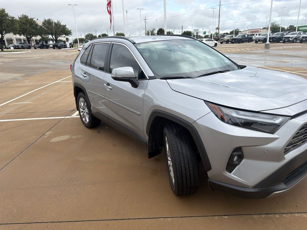 Silver Sky Metallic 2025 Toyota RAV4 SUV / Crossover Front-Wheel Drive 8-Speed Automatic