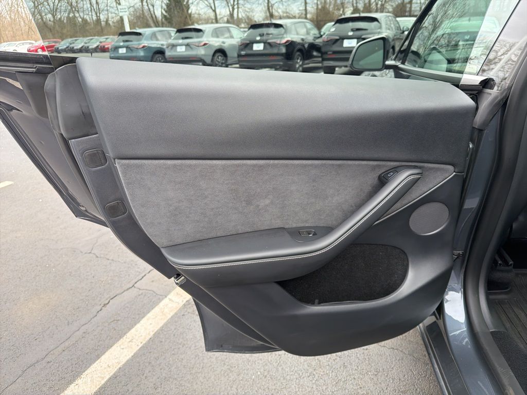 Thumbnail: 2023 Tesla Model Y - 19