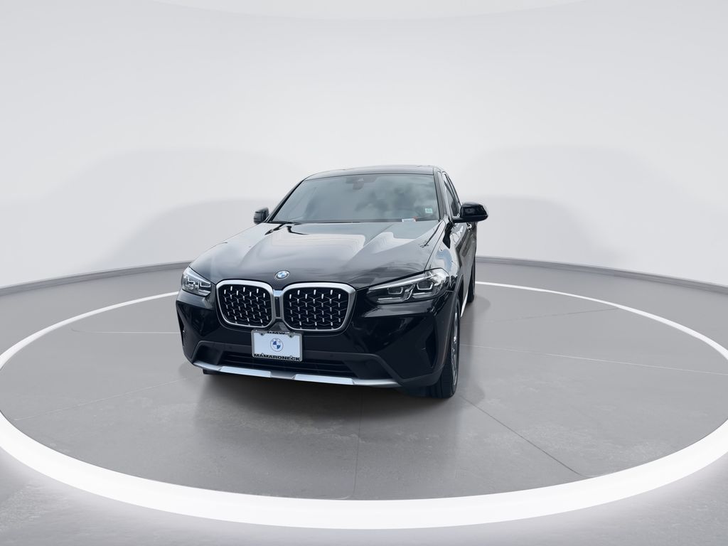 Thumbnail: 2023 BMW X4 - 3