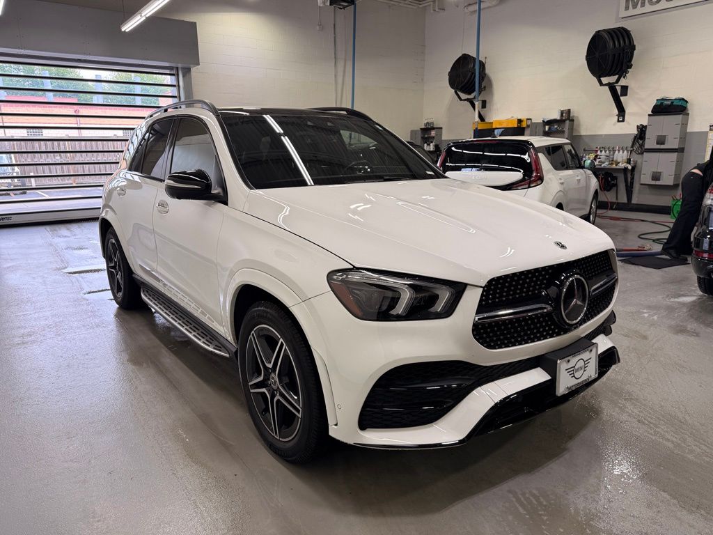 Thumbnail: 2022 Mercedes-Benz GLE - 7