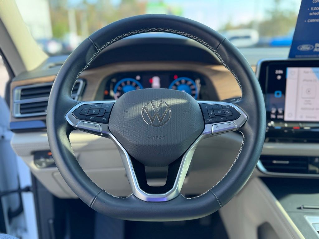 2024 Volkswagen Atlas 2.0T SE