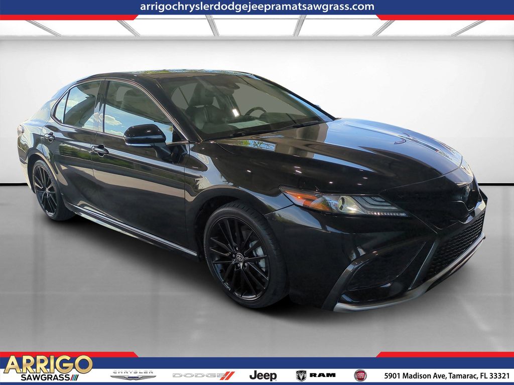 2023 Toyota Camry media 1