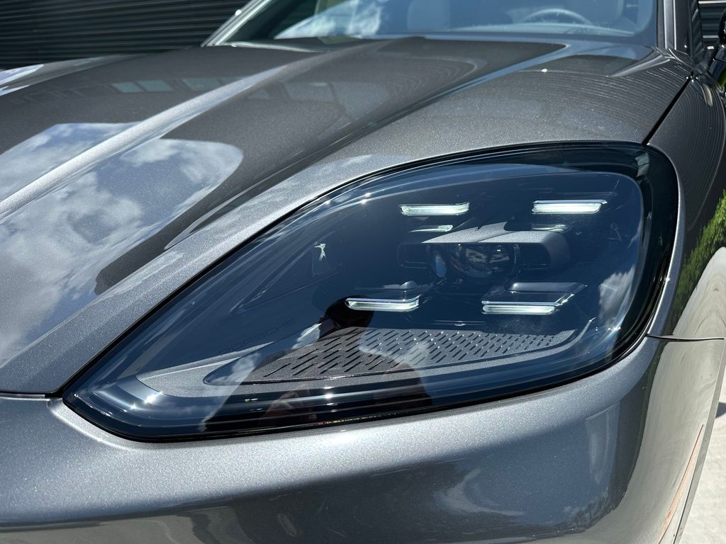 Thumbnail: 2025 Porsche Cayenne - 13