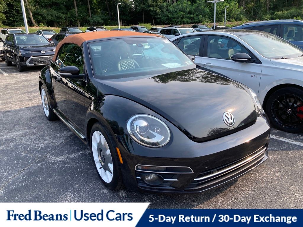Deep Black Pearl/Brown Roof 2019 Volkswagen Beetle Convertible Front-Wheel Drive 6-Speed Automatic