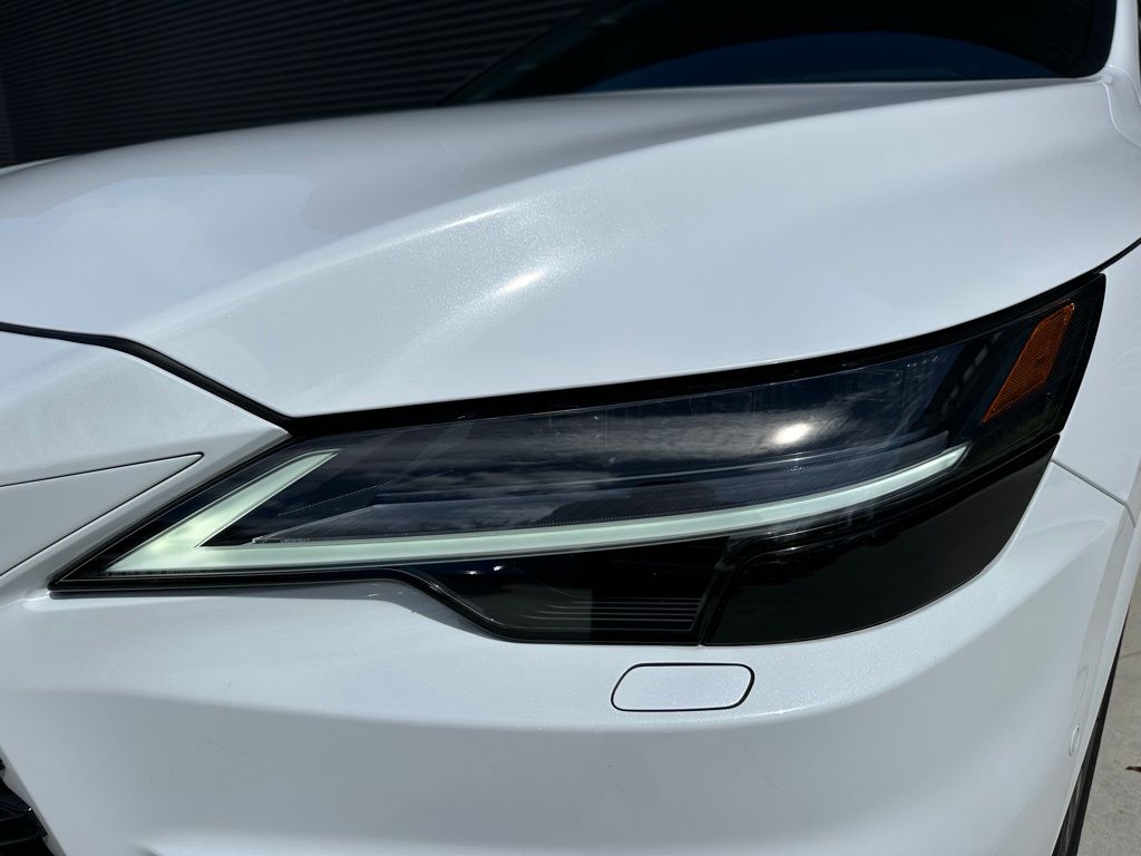 Thumbnail: 2024 Lexus RX - 12