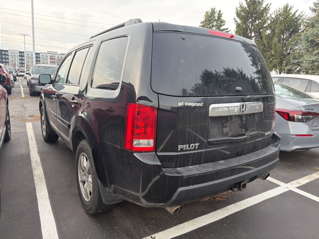 Thumbnail: 2011 Honda Pilot - 2