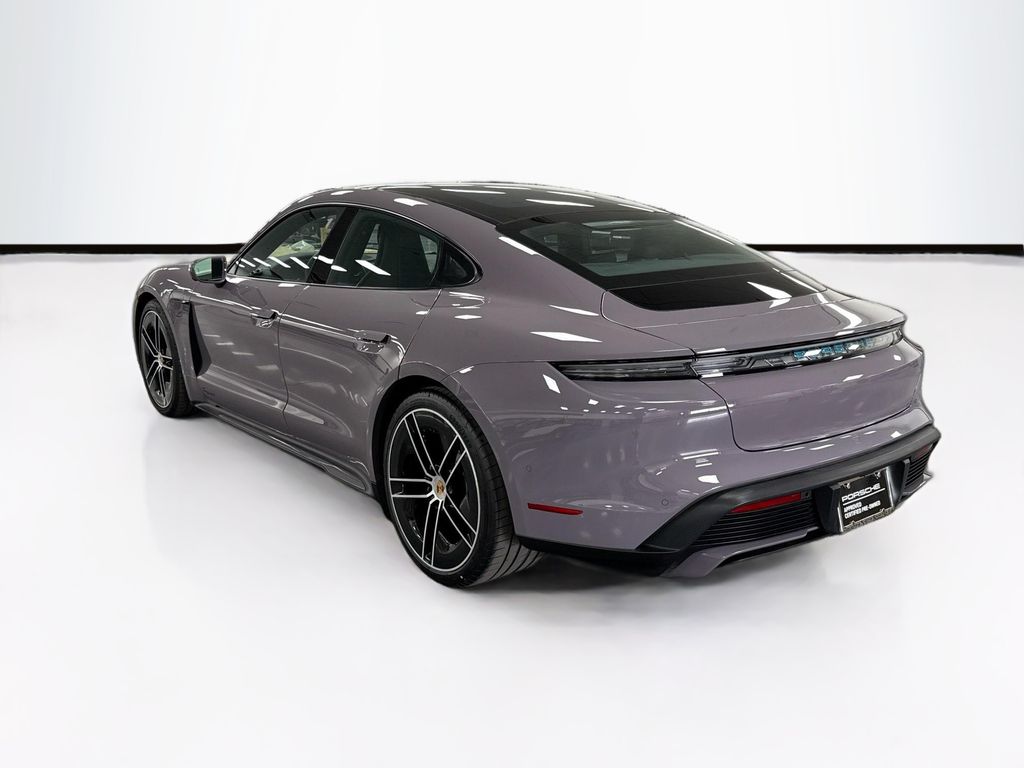Thumbnail: 2025 Porsche Taycan - 3