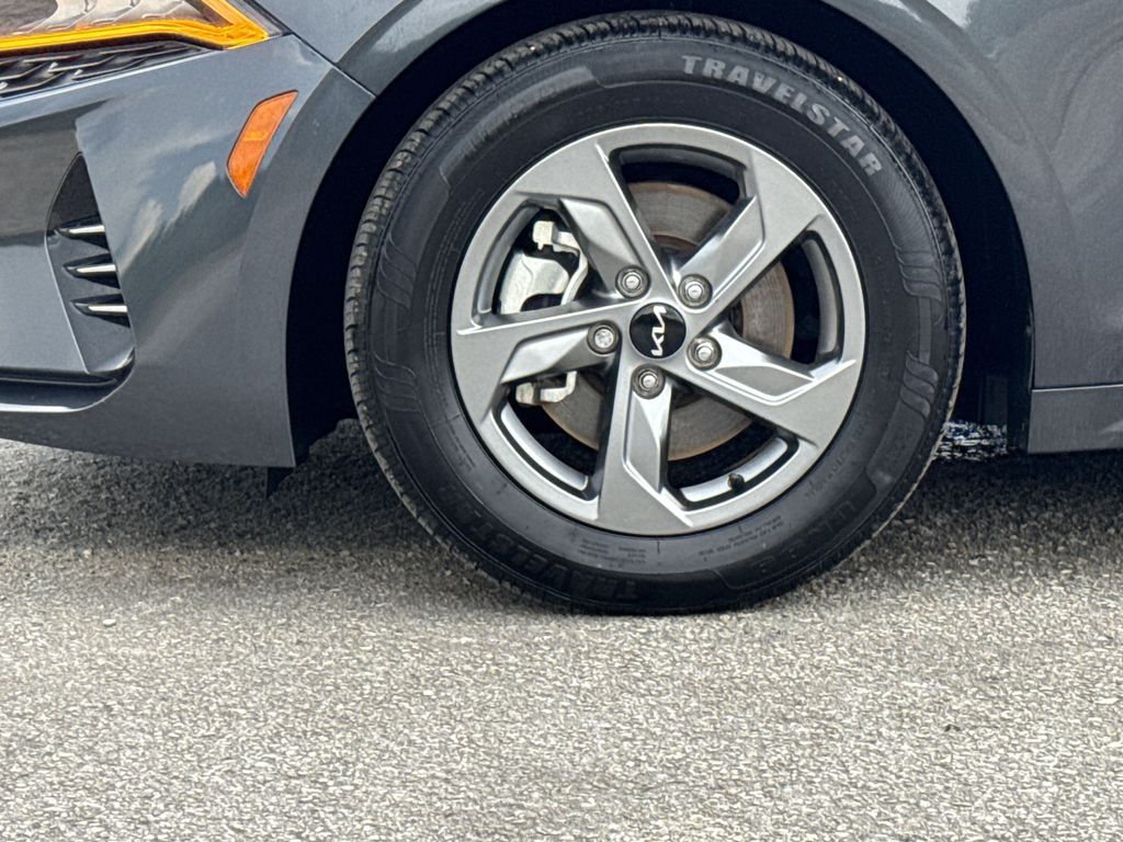 2023 Kia K5 LXS - 8