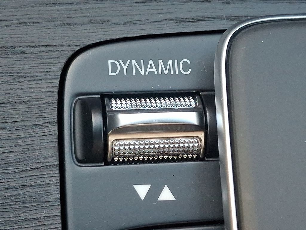 Thumbnail: 2024 Mercedes-Benz GLE - 27