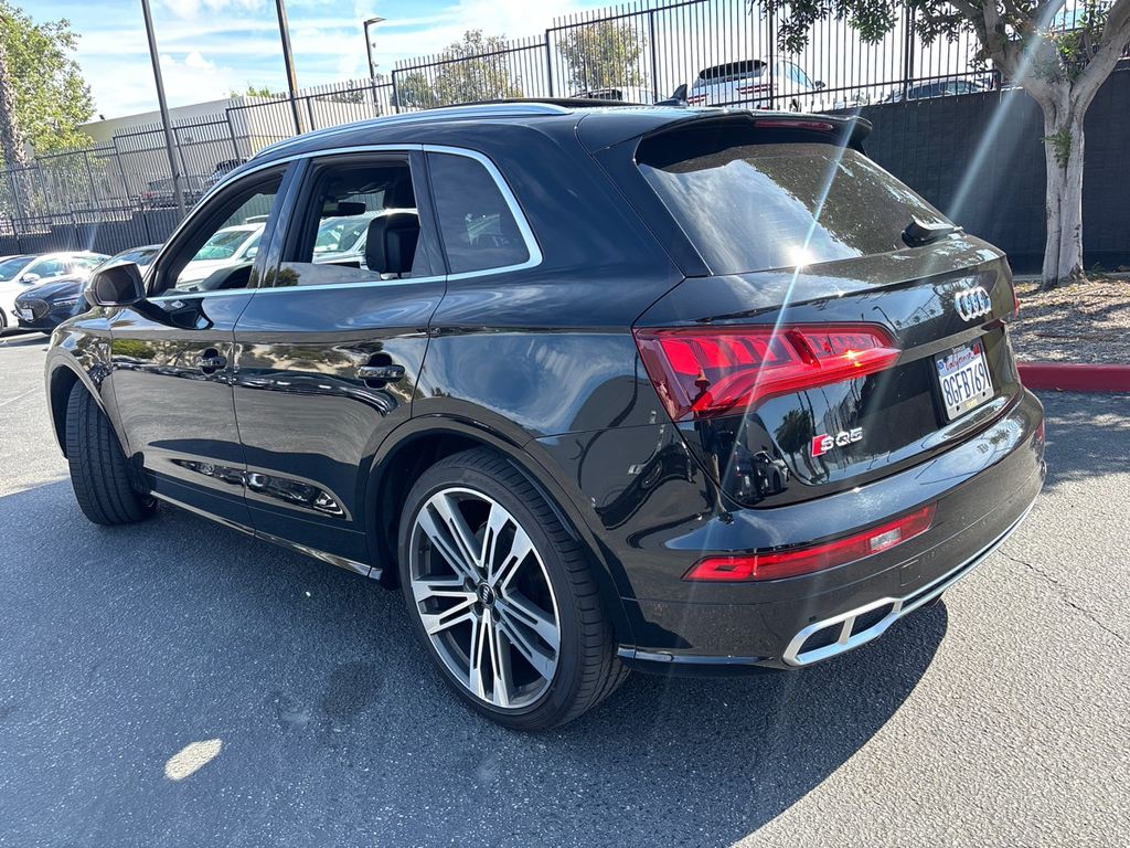 Used 2018  Audi 3.0T Premium Plus image 5