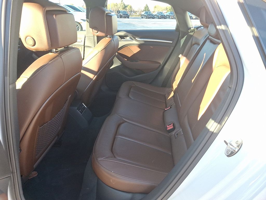 Thumbnail: 2020 Audi A3 - 10