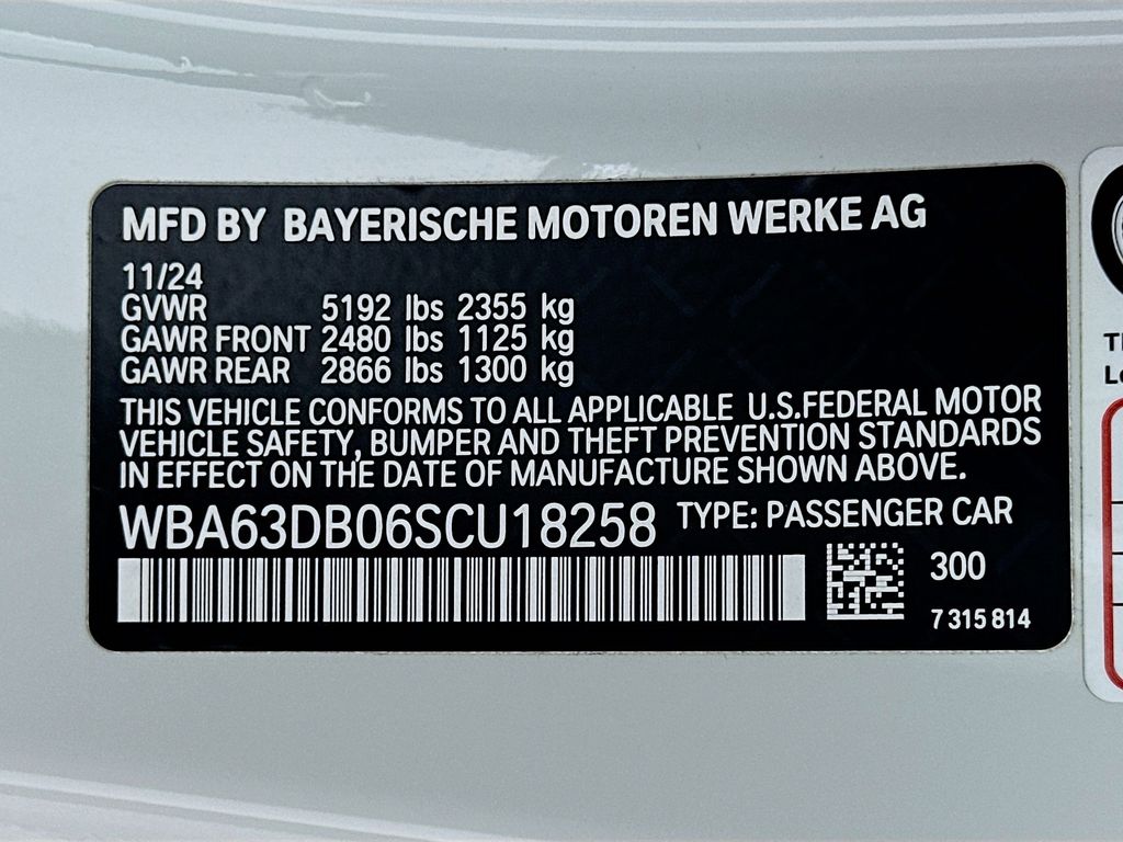 Thumbnail: 2025 BMW 4 Series - 32