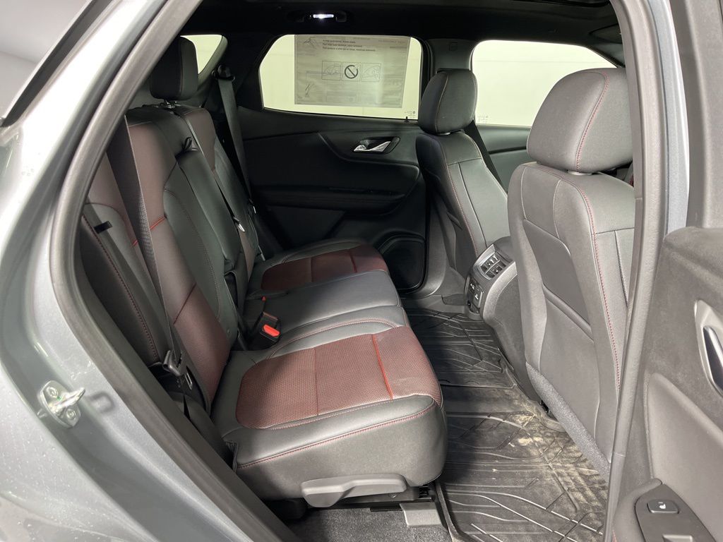 Thumbnail: 2025 Chevrolet Blazer - 13