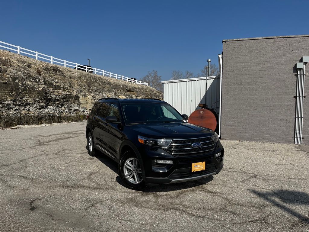 Agate Black Metallic 2023 Ford Explorer XLT AWD SUV / Crossover All-Wheel Drive Automatic