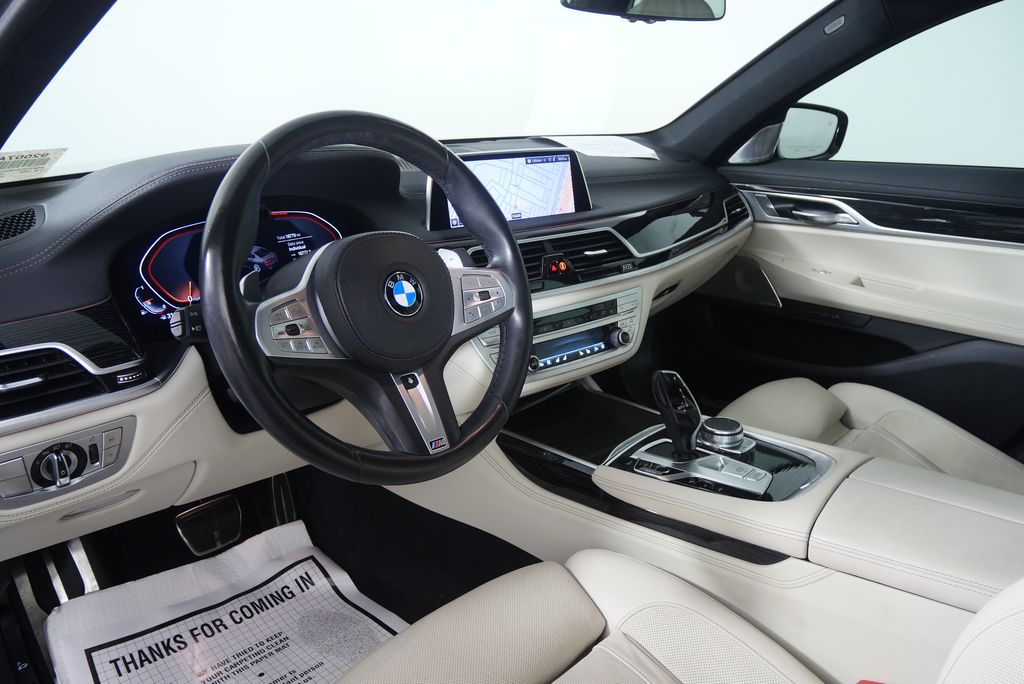 Thumbnail: 2022 BMW 7 Series - 13