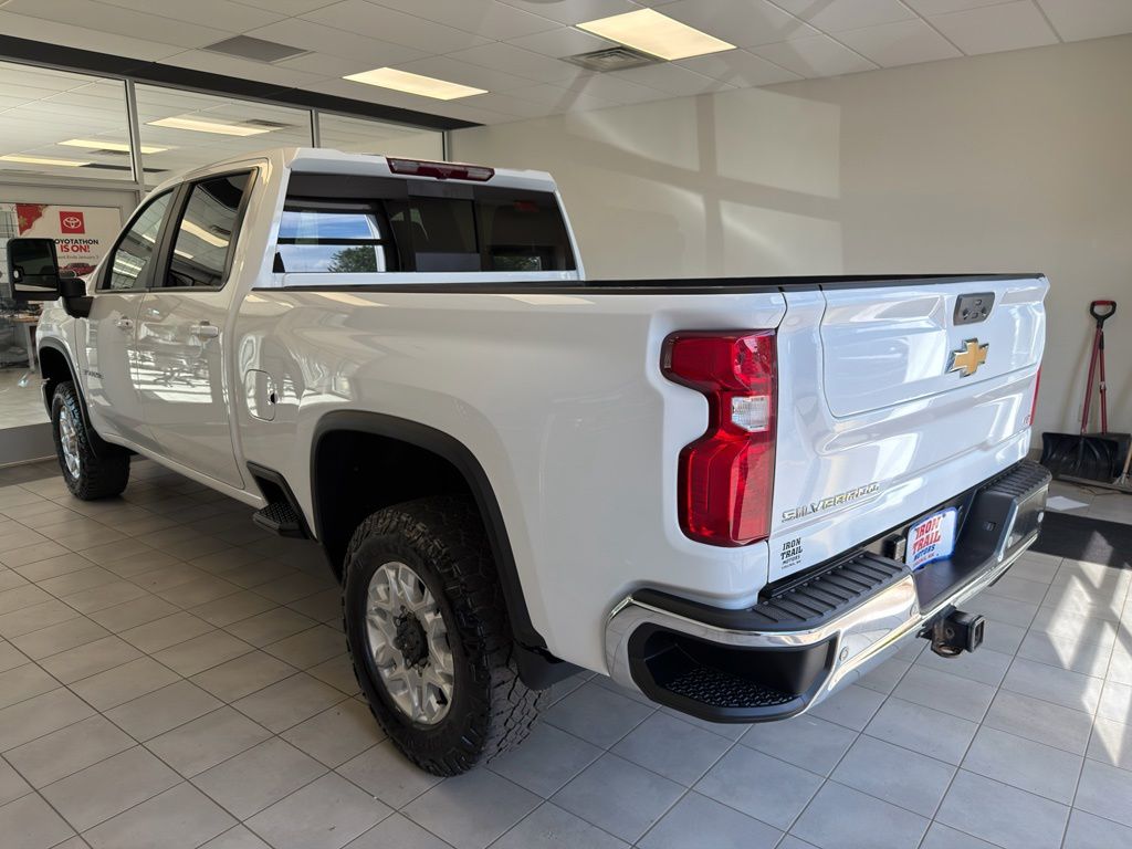 2024 Chevrolet Silverado 3500HD LT - Photo 19
