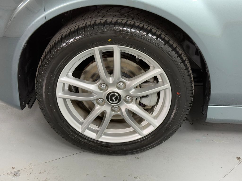 Used 2013 Gray Mazda Sport image 15