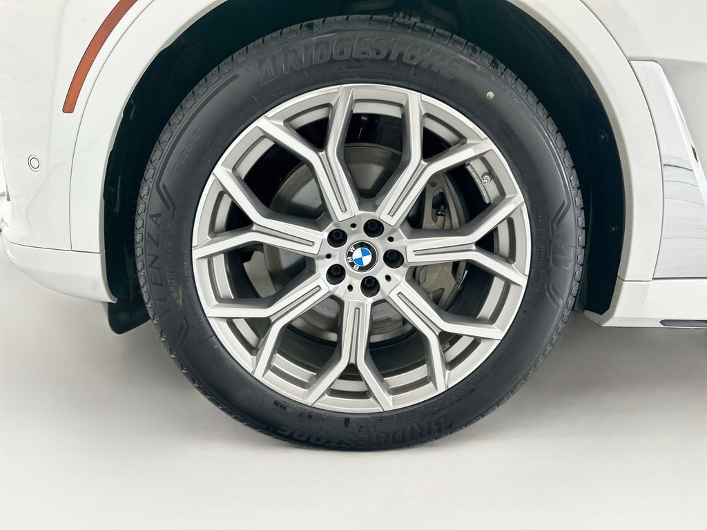 Thumbnail: 2019 BMW X7 - 29