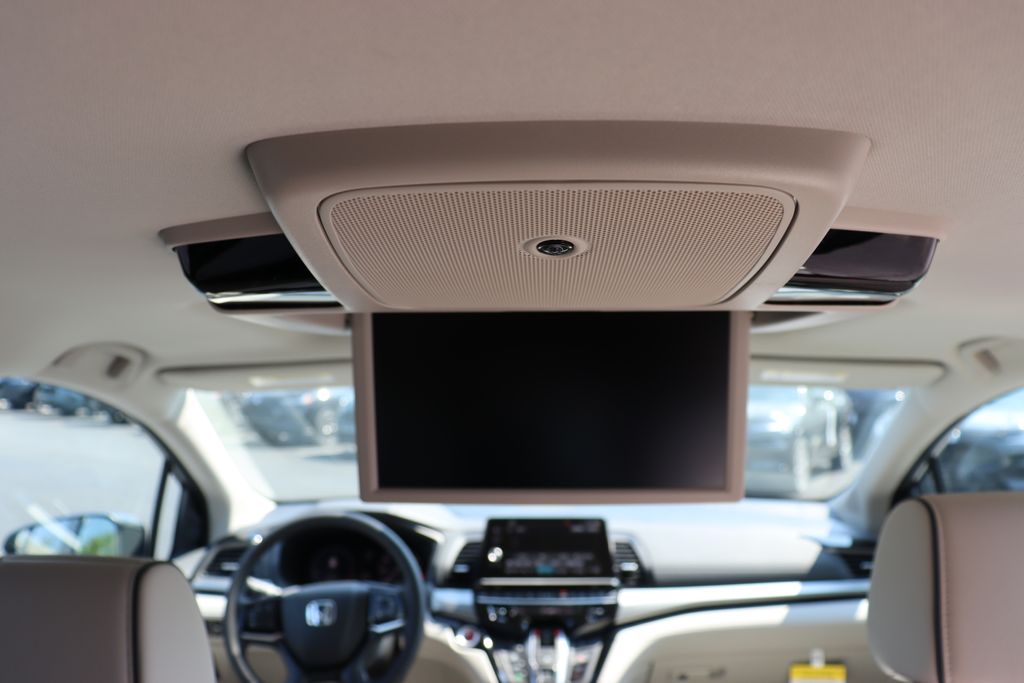 Thumbnail: 2026 Honda Odyssey - 17