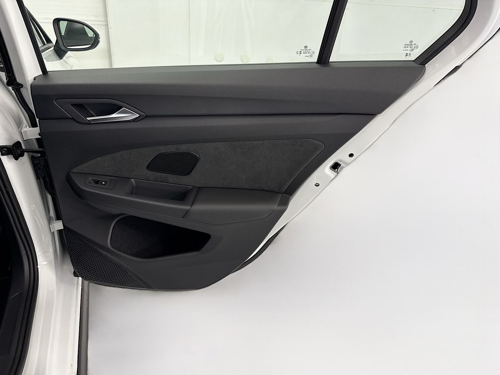 Thumbnail: 2026 Volkswagen Golf - 26