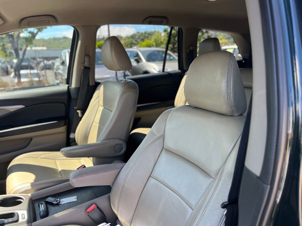 Used 2018 Honda Pilot SUV