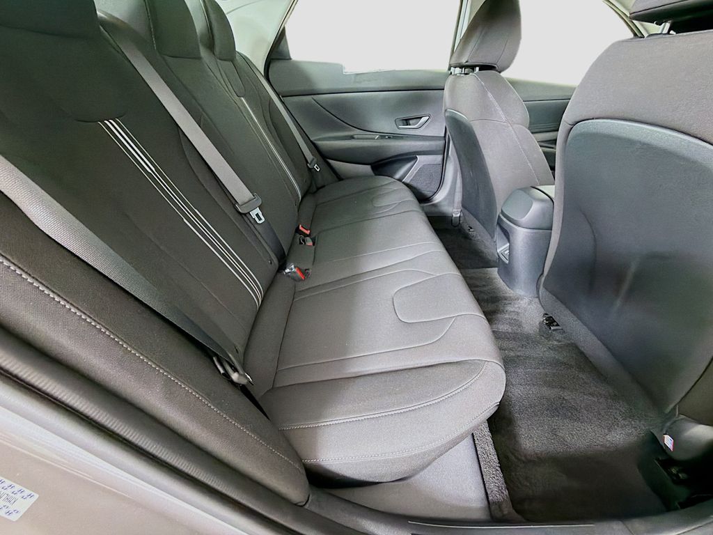 Used 2024 Silver Hyundai SEL image 25