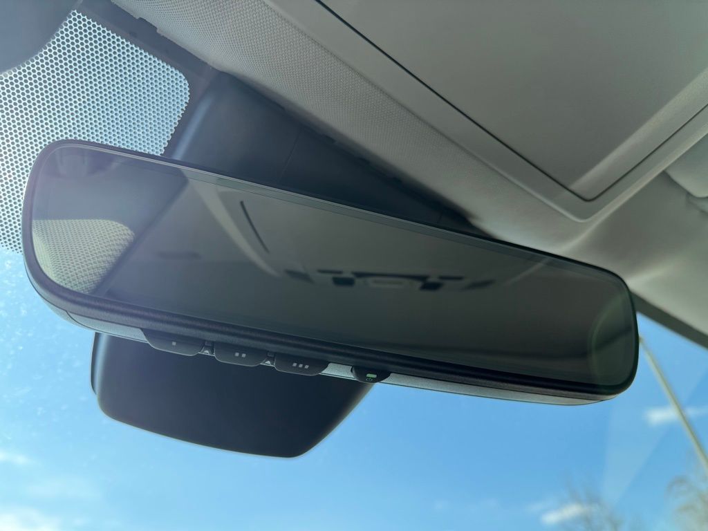 used 2023 Toyota Highlander car, priced at $37,903