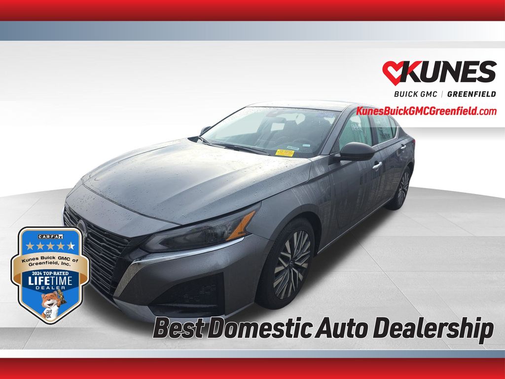 2024 Nissan Altima 2.5 SV FWD