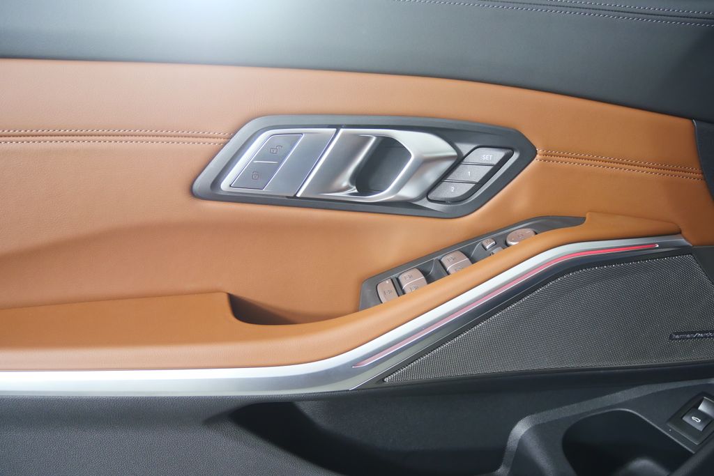 Thumbnail: 2026 BMW M3 - 9