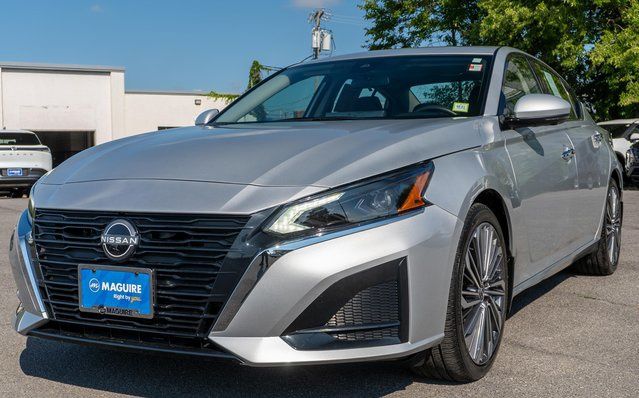2025 Nissan Altima 2.5 SL Silver at Rafferty Subaru