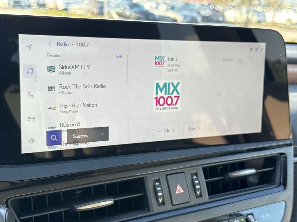 Thumbnail: 2025 Lexus ES - 23