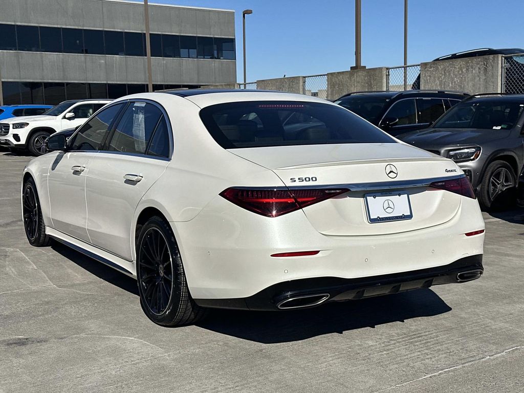 Thumbnail: 2022 Mercedes-Benz S-Class - 13