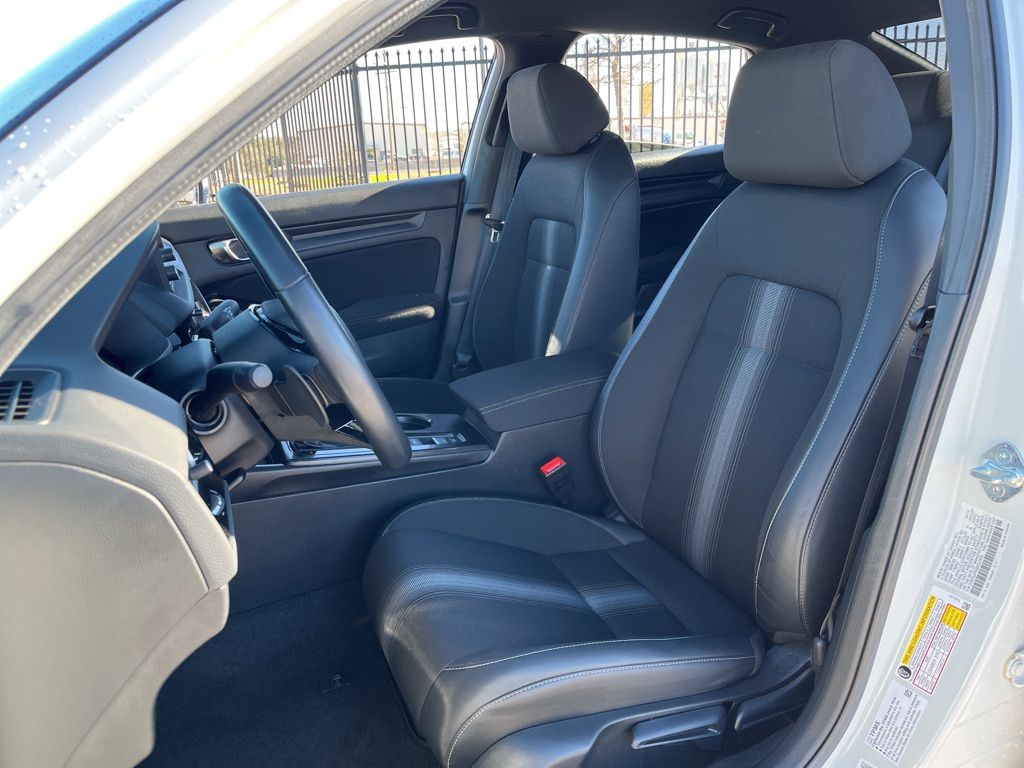 Thumbnail: 2025 Honda Civic - 25