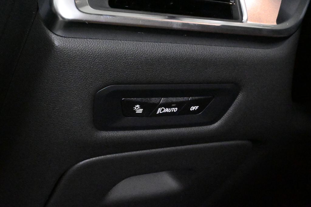 Thumbnail: 2026 BMW X5 - 27