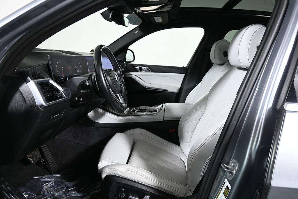 Thumbnail: 2024 BMW X5 - 3