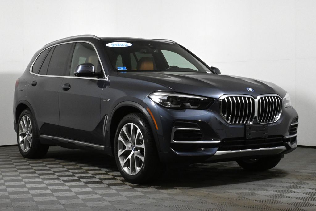 2022 BMW X5 xDrive45e 9