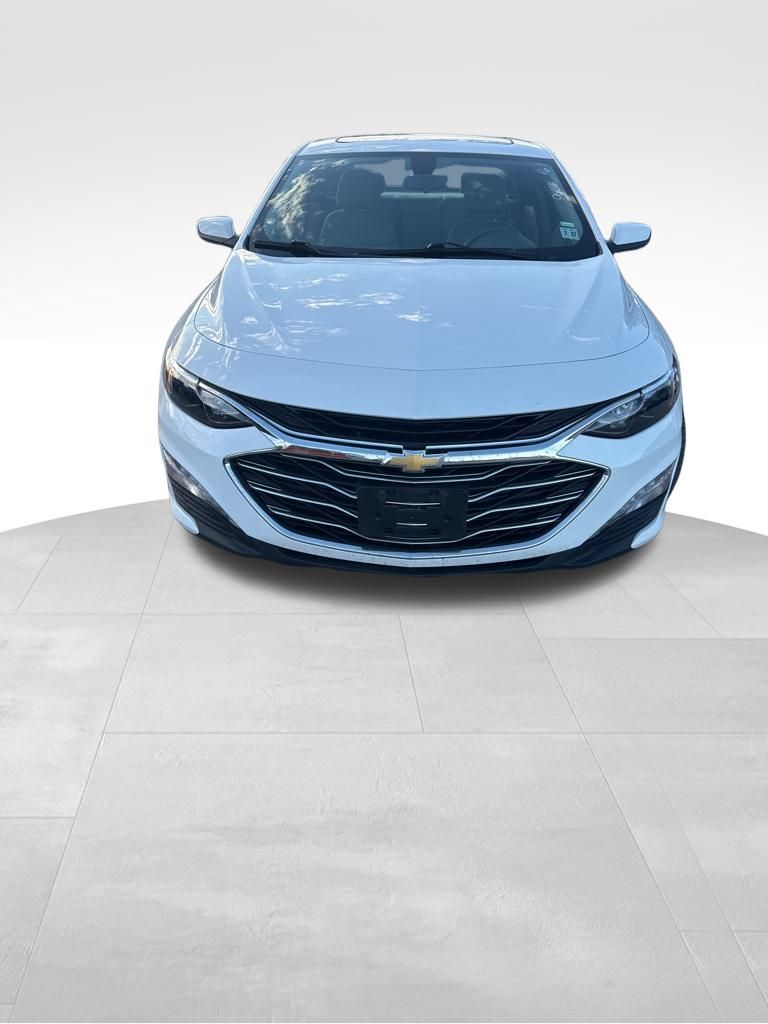 2022 Chevrolet Malibu LT 2