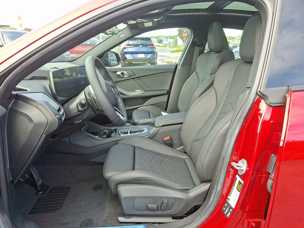 Thumbnail: 2026 BMW 2 Series - 6